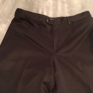 Gently worn Croft & Barrow classic men’s slacks 38x32 black